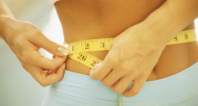 2 Como medir la cintura de manera correcta