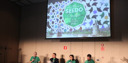 Acto de apertura del congreso nacional de la SEEDO