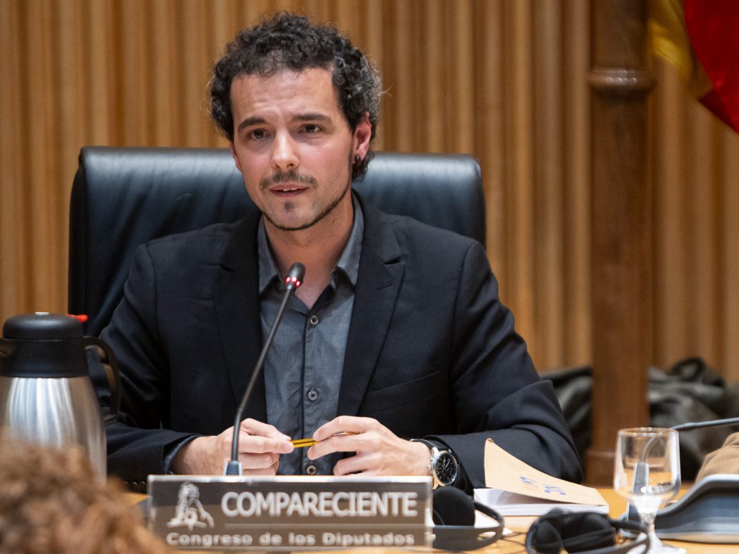 Pedro Gullón, director general de Salud Pública y Equidad en Salud ha presentado ante el Congreso de los Diputados las metas del Plan Antitabaco